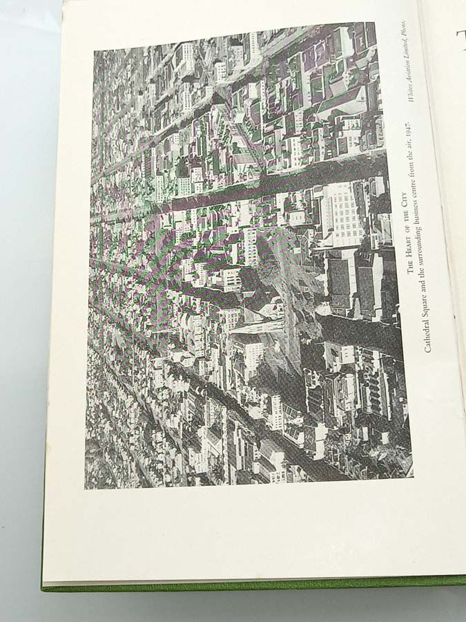 New Zealand books: The Evolution of a City