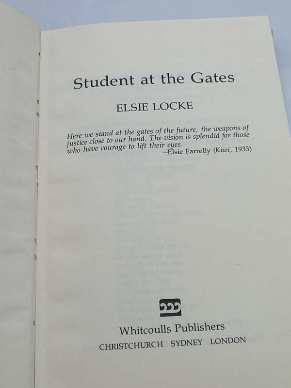 New Zealand books: Student at the Gate 