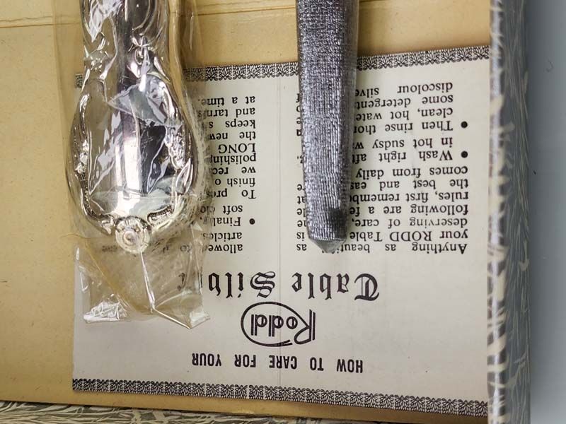 Silver & Gold: RODD Silver Camille Carving Set