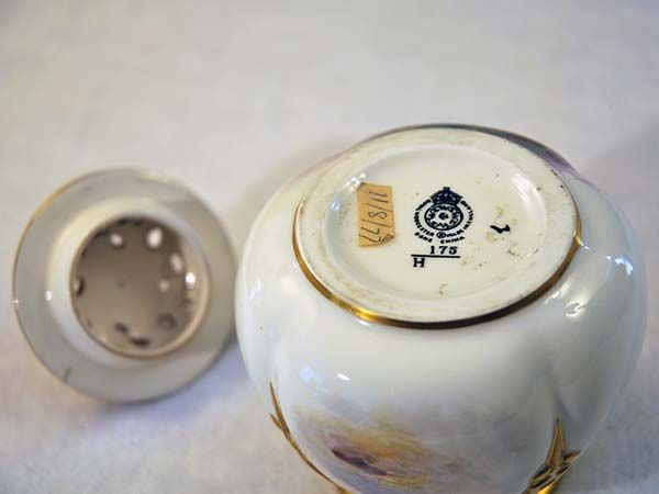 China & Ceramics: Royal Worcester Townsend Potpourri 