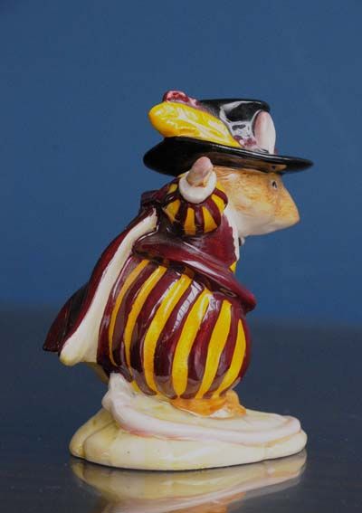 Brambly hedge: Wilfred Entertains - Royal Doulton