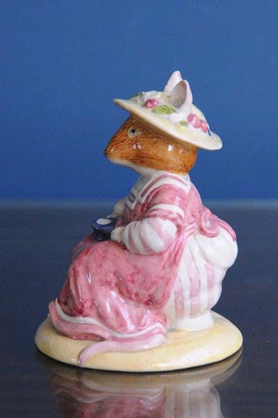 China & Ceramics: Mrs. Saltapple - Royal Doulton