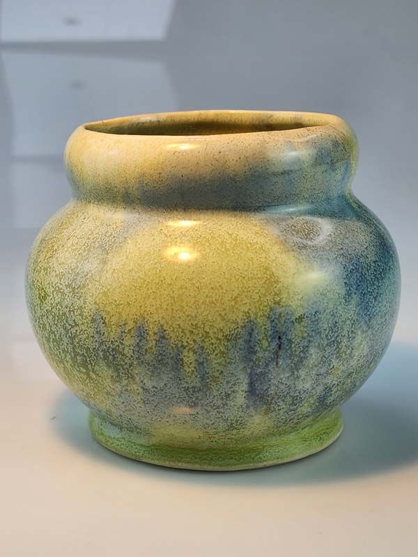 NZ Pottery: Ambrico green/blue vase