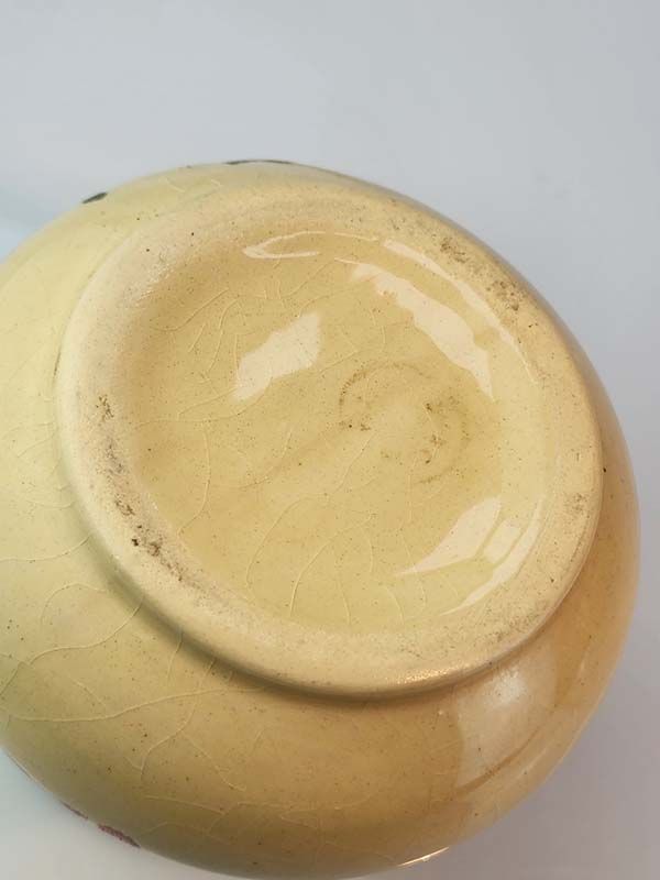 NZ Pottery: Ambrico flower vase