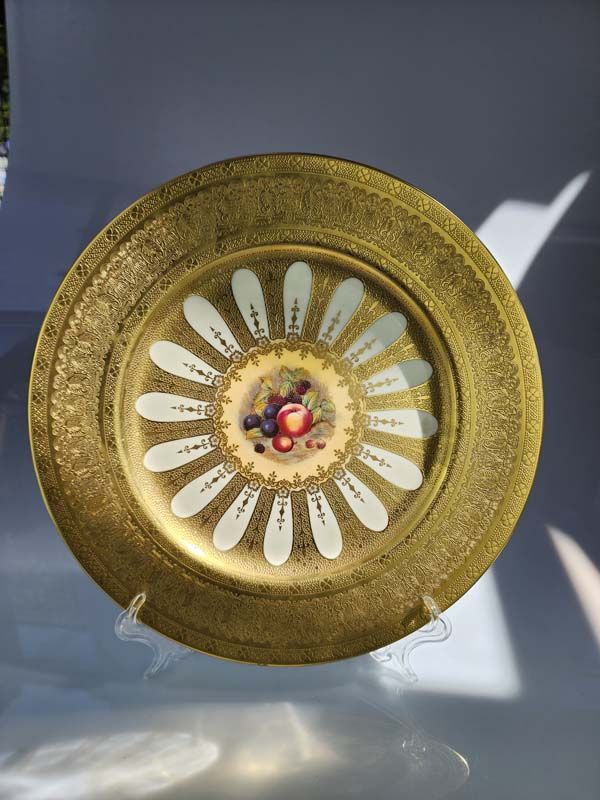 Aynsley: Aynsley Orchard Gold Plate