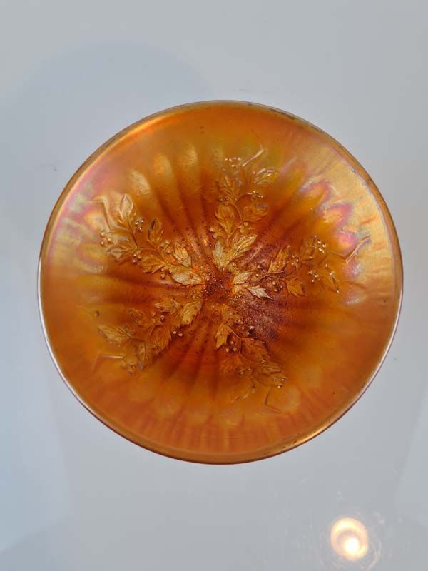 Glass: Carnival Glass Fenton Holly Ice Cream Dish