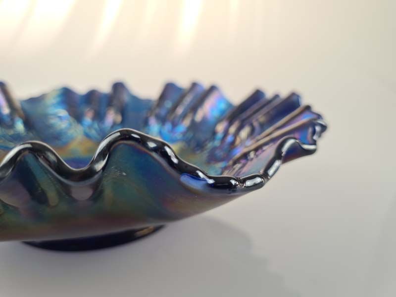 Glass: Carnival Glass Bowl Persian Medallion