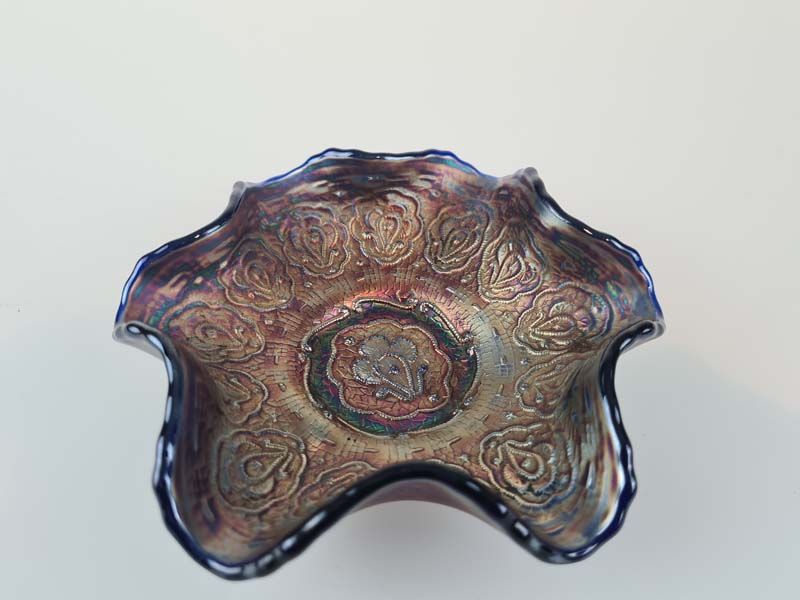 Glass: Carnival Glass Bowl Persian Medallion