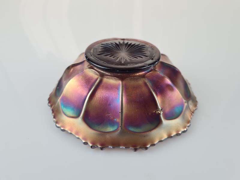 Carnival Glass: Carnival Glass Bowl Peacock Tail