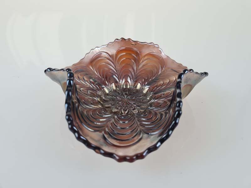 Glass: Carnival Glass Bowl Peacock Tail