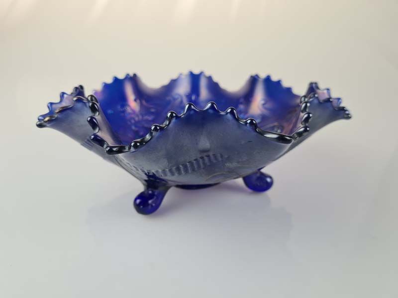 Carnival Glass: Carnival Glass Bowl Wish Bone And Orchids