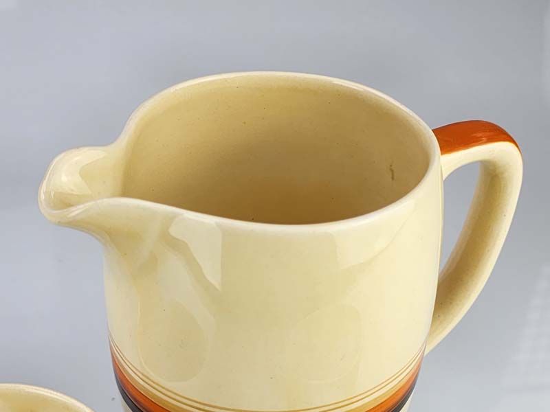 China & Ceramics: Clarice Cliff - Bizarre Liberty Stripe