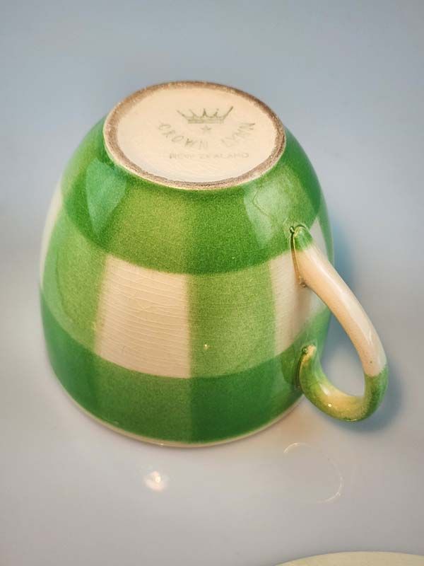 Crown Lynn: Crown Lynn Green Tartan Gingham