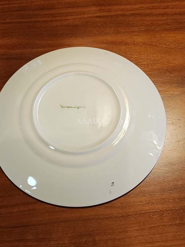 NZ Pottery: Crown Lynn - Rotorua Souvenir Plate