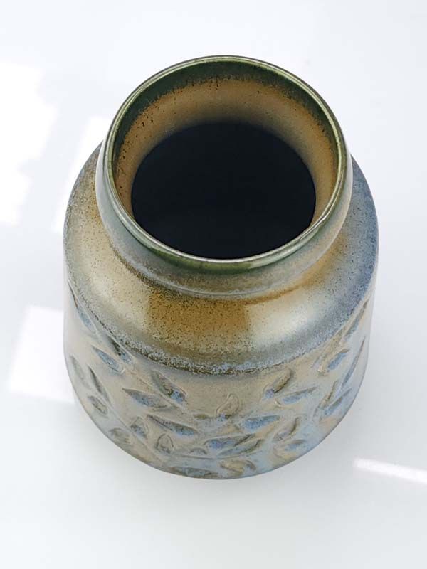 Crown Lynn: Crown Lynn - Spray Leaf Vase