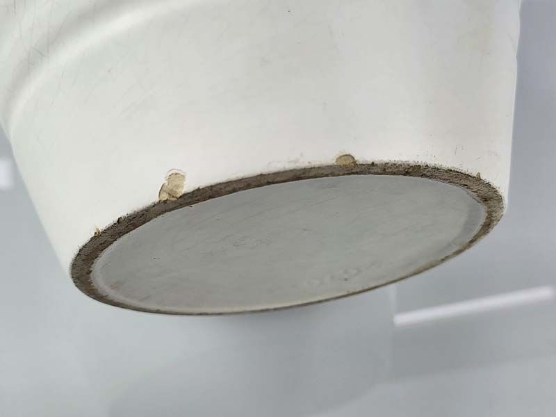 Crown Lynn: Crown Lynn White Vase