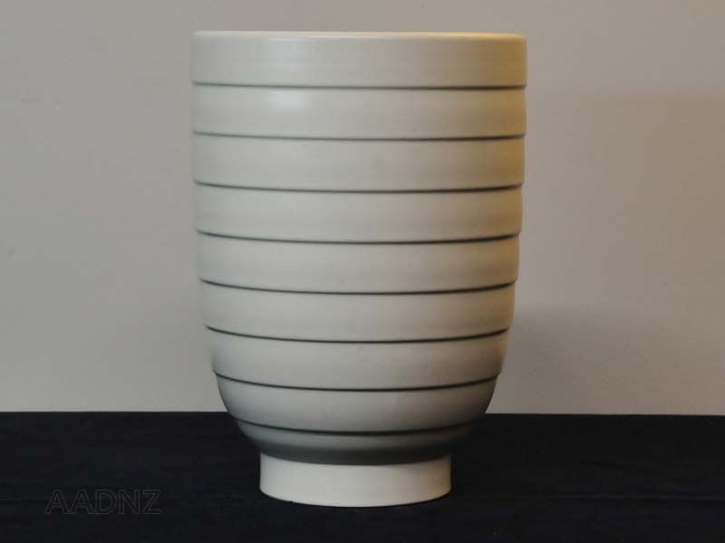 Crown Lynn - White Vase, Tiki mark