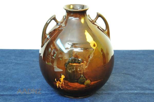 Royal Doulton: Royal Doulton kingsware tavern vase