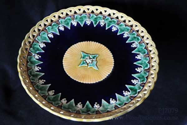 China & Ceramics: Wedgwood - Majolica tarza