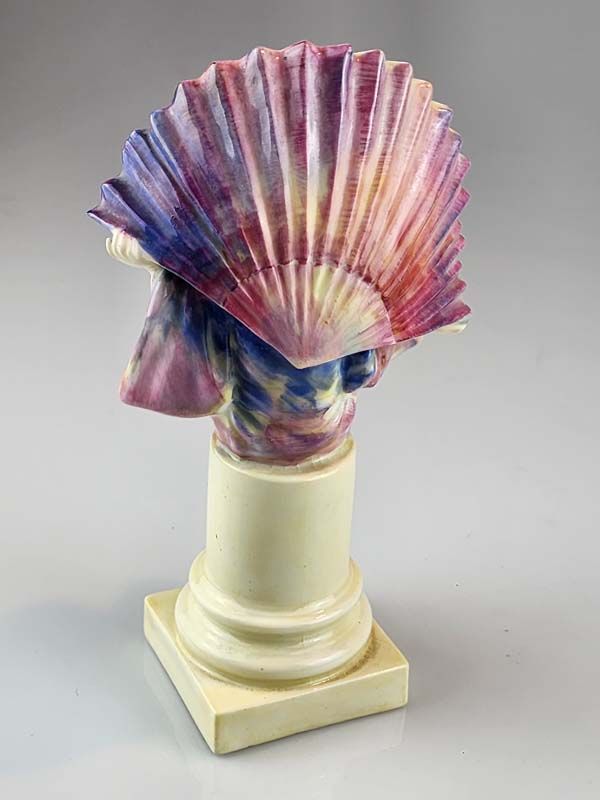 Figurines: Angela HN1204 - Royal Doulton