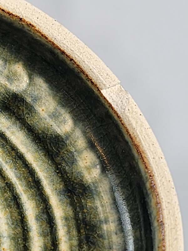 - Signed studio pottery: Dovedale pottery potpourri