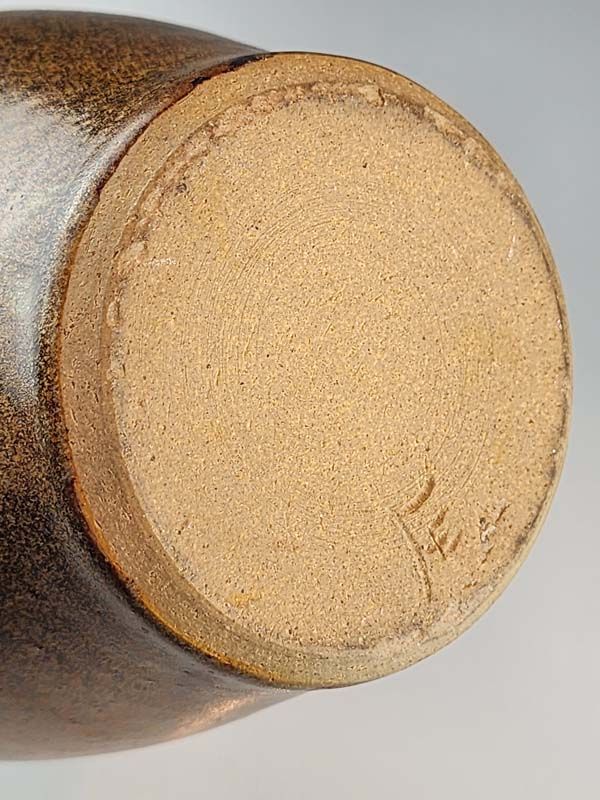 - Signed studio pottery: Frederika Ernsten - Vase