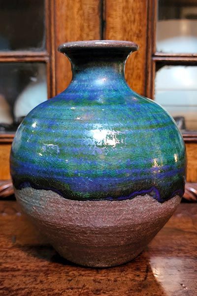 NZ Pottery: Graeme Storm Pottery Vase