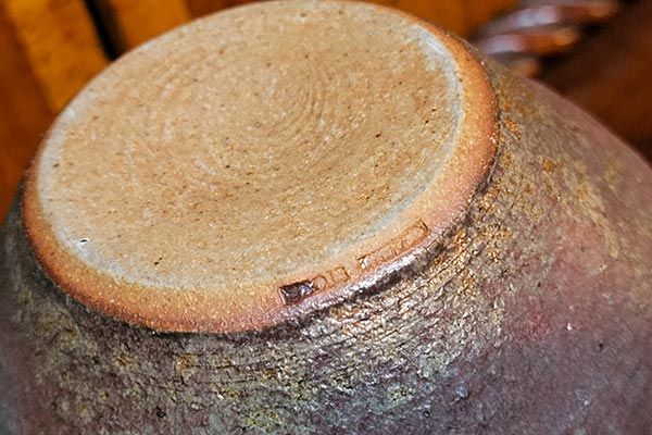 NZ Pottery: Graeme Storm Pottery Vase