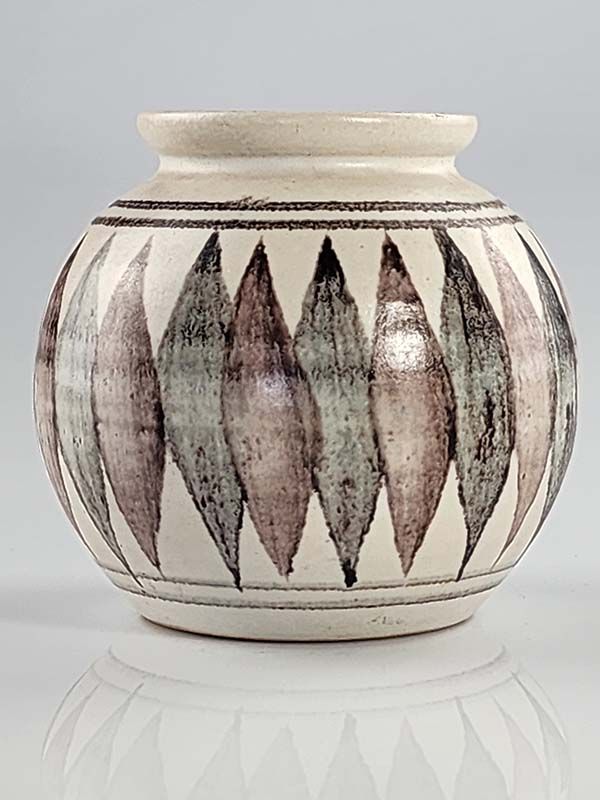 Hanmer Pottery vase