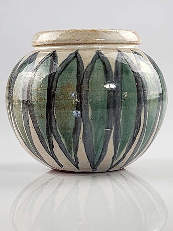 NZ Pottery: Hanmer pottery gloss vase