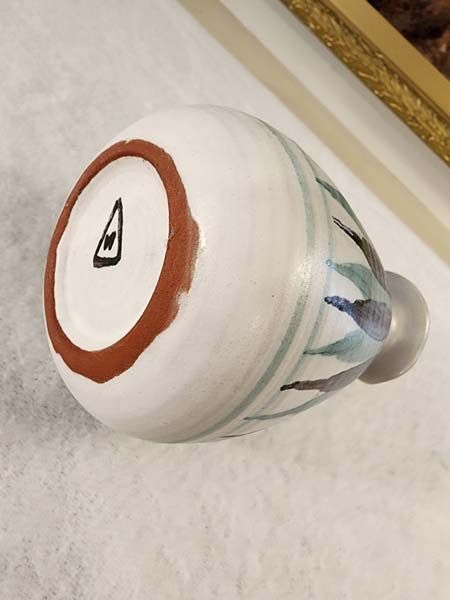 NZ Pottery: Hanmer pottery vinegar jug