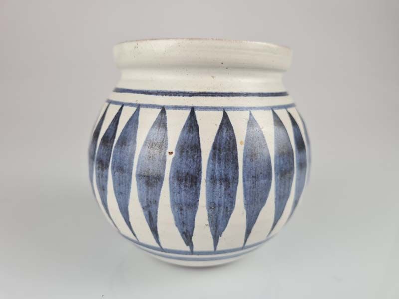 Hanmer Pottery vase