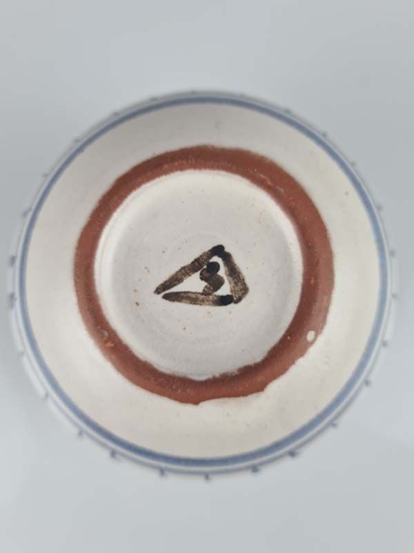 Hanmer pottery: Hanmer pottery vase