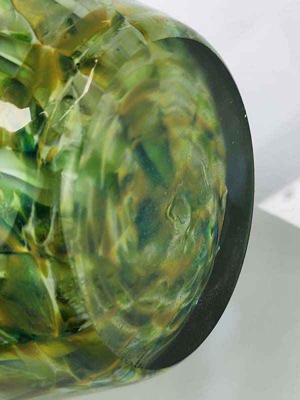 Vintage & Retro: Iwatsu Hineri Glass vase