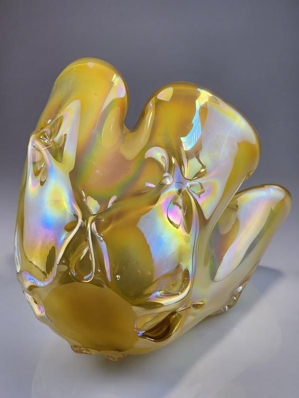 Glass: Iwatsu Hineri Glass vase - caramel