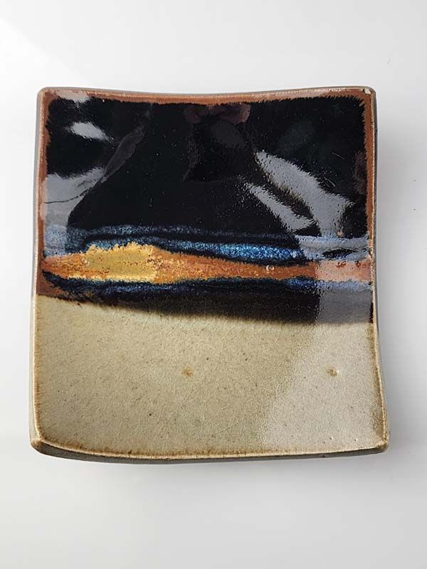 NZ Pottery: Isabel & Richard Rowe - art plates