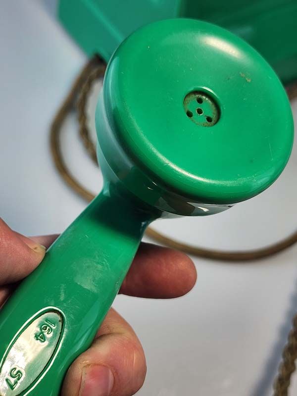 Retro Electronics: Jade Green Bakelite Telephone