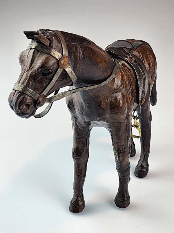Vintage & Retro: Leather Horse