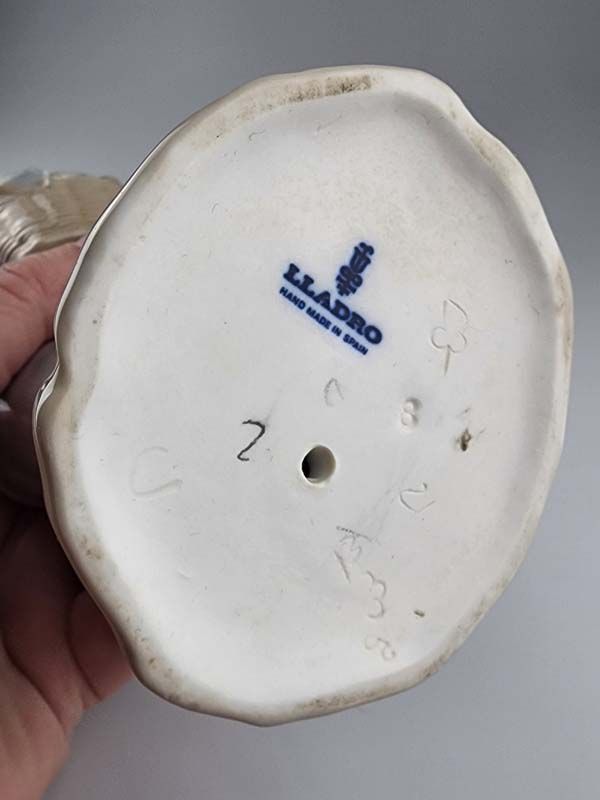 Lladro: Lladro - Little Gardener