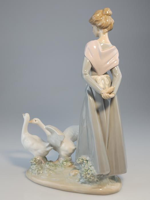 China & Ceramics: Lladro - Barnyard Scene 5659