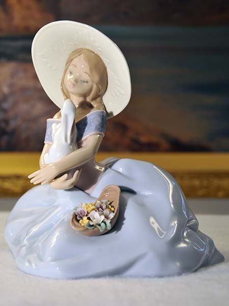 Lladro: Lladro - Bunny Kisses