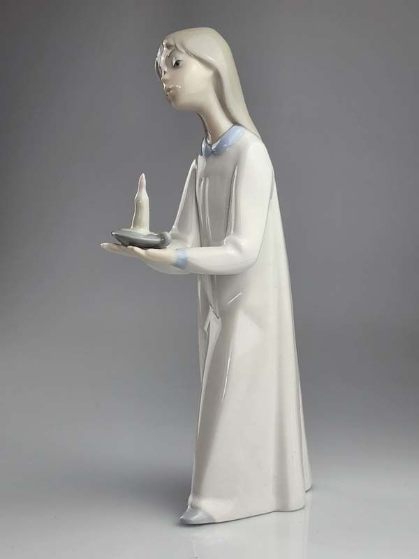 China & Ceramics: Lladro - Girl with Candle
