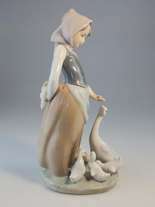 China & Ceramics: Lladro - Snails for Ducks 1277