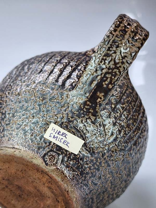- Signed studio pottery: Mirek Smisek - Teapot