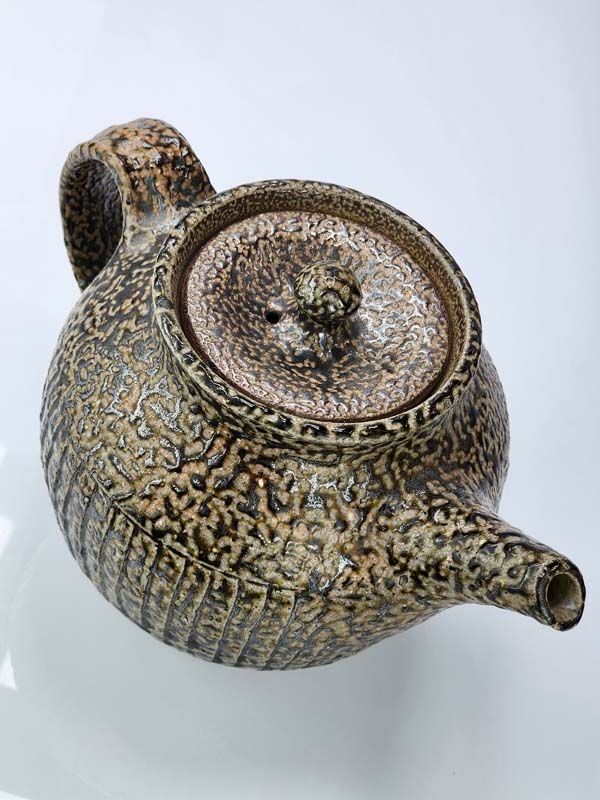 - Signed studio pottery: Mirek Smisek - Teapot
