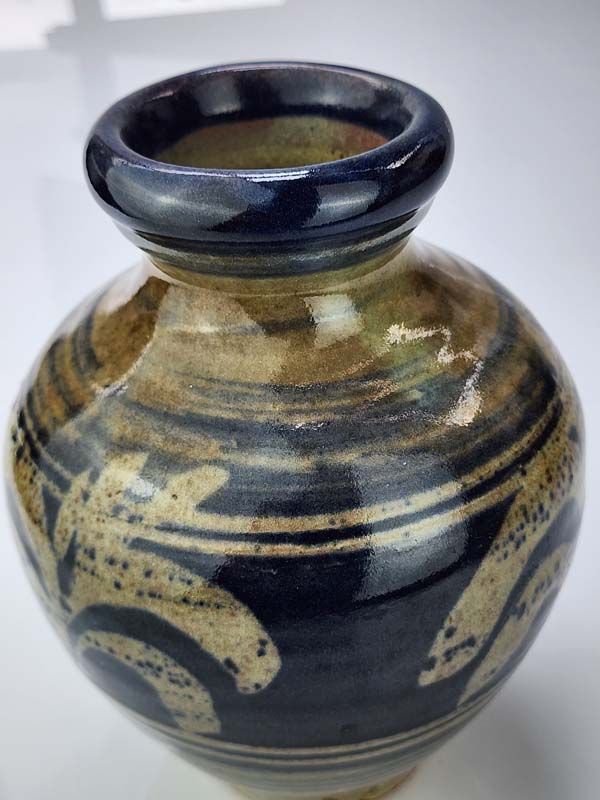 Mirek Smisek - Wax Resist Vase.