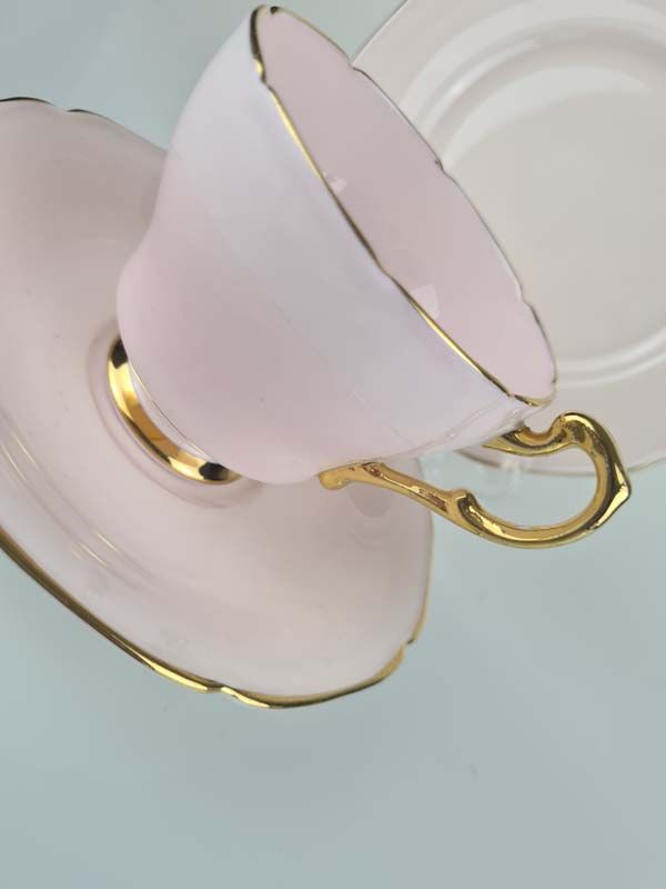 China & Ceramics: Paragon China - Trio Pink