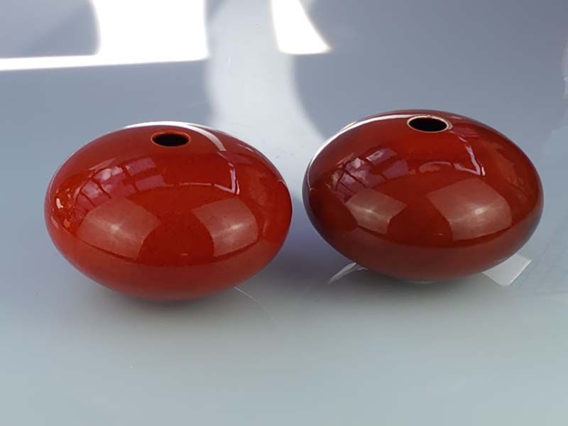 NZ Pottery: Peter Collis Red Orb Vases