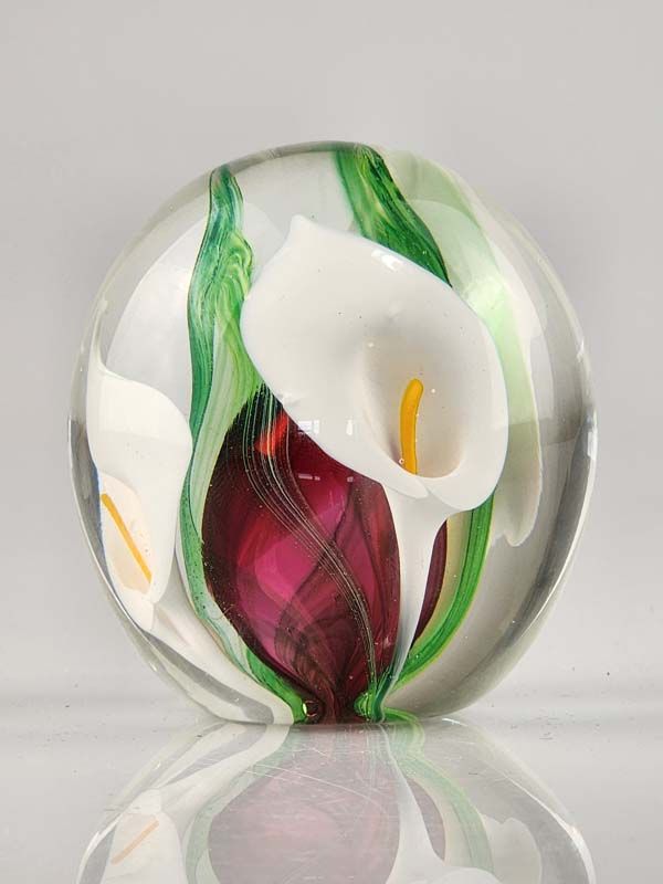 Glass: Peter Raos Lily Glass Paperweight
