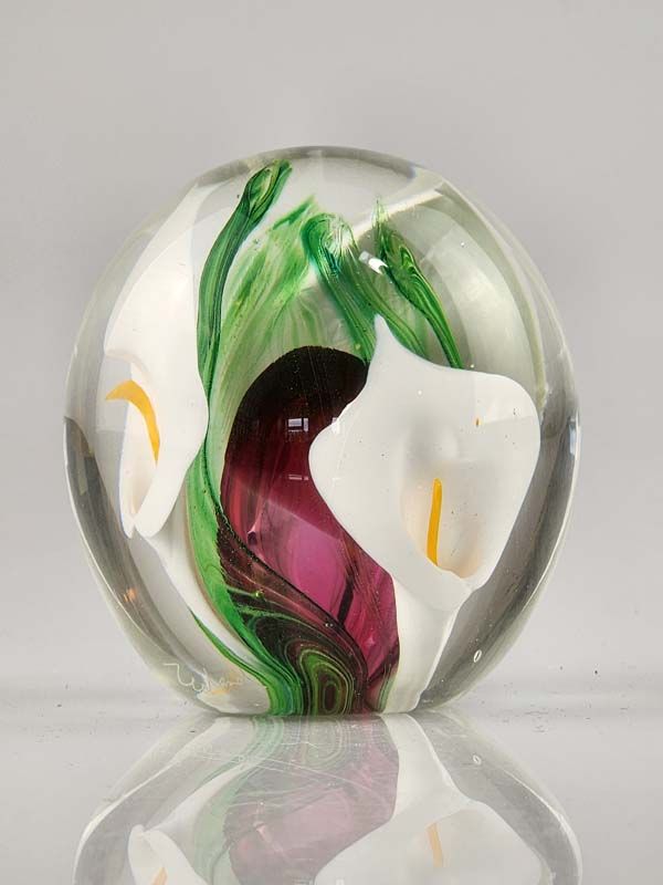 Glass: Peter Raos Lily Glass Paperweight